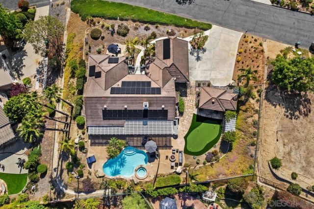 1744 Arbolita Ln., Fallbrook, CA 92028