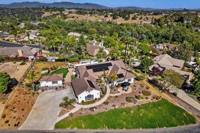 1744 Arbolita Ln., Fallbrook, CA 92028