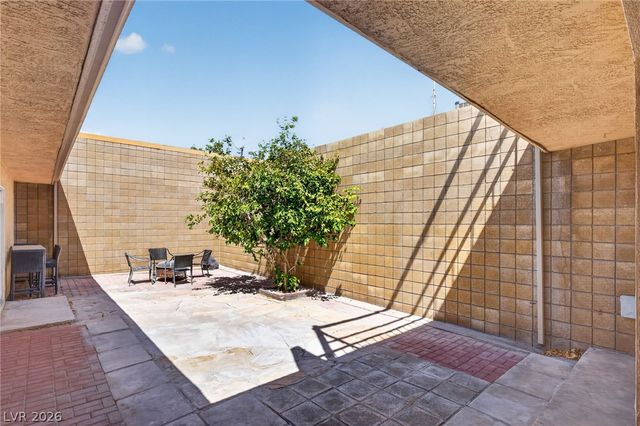 3831 Atlantis Street, Las Vegas, NV 89121