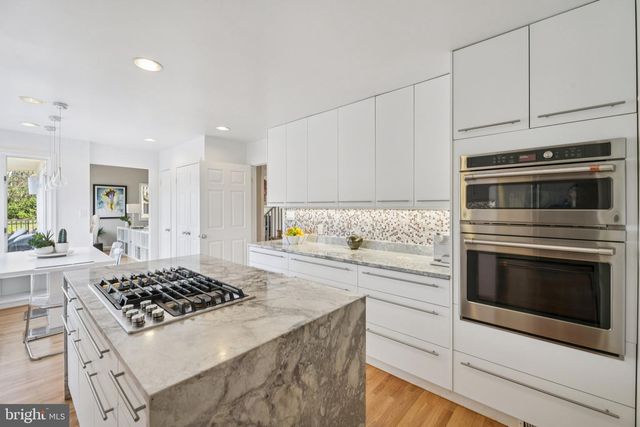 5625 LAMAR, Bethesda, MD 20816