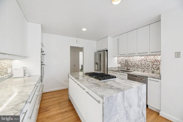 5625 LAMAR, Bethesda, MD 20816