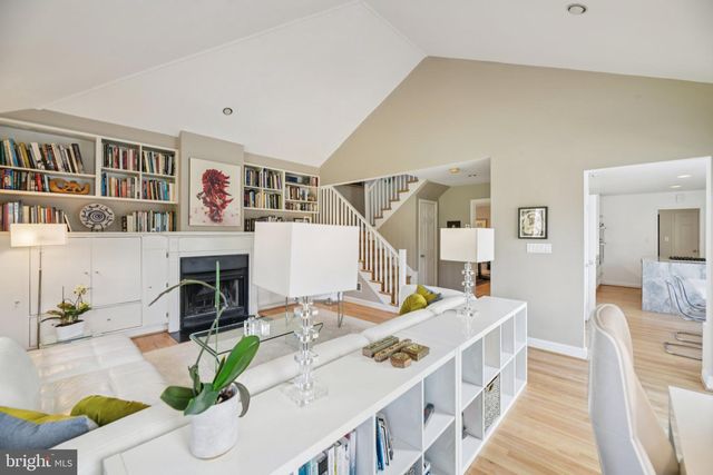 5625 LAMAR, Bethesda, MD 20816