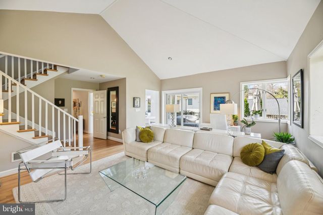 5625 LAMAR, Bethesda, MD 20816