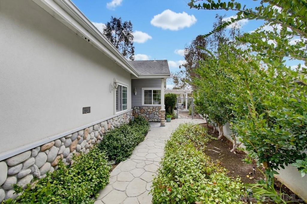 11875 Handrich Dr., San Diego, CA 92131 — exterior