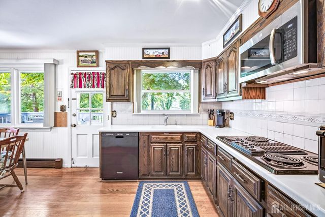 933 Franklin Avenue, South Plainfield, NJ 07080