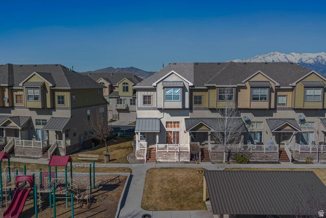 586 E 1590 S, Lehi, UT 84043