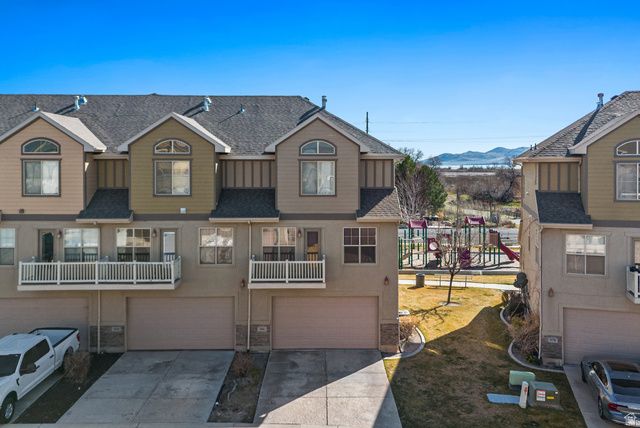 586 E 1590 S, Lehi, UT 84043