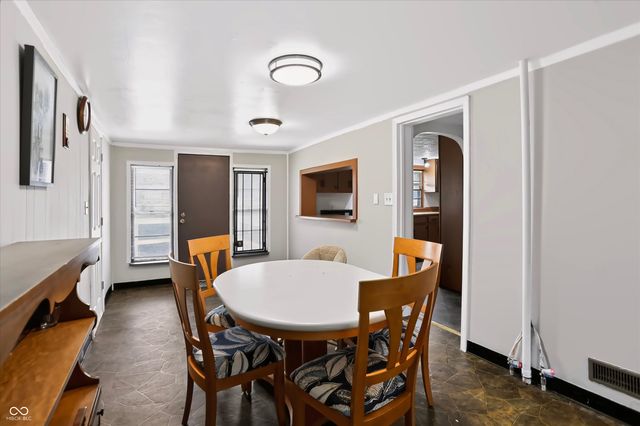 6100 Madison Avenue, Indianapolis, IN 46227