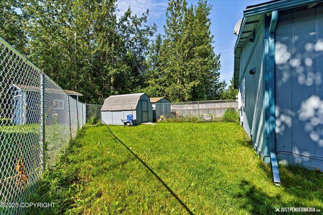 8510 Moss Court, Anchorage, AK 99504