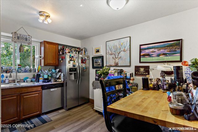 8510 Moss Court, Anchorage, AK 99504