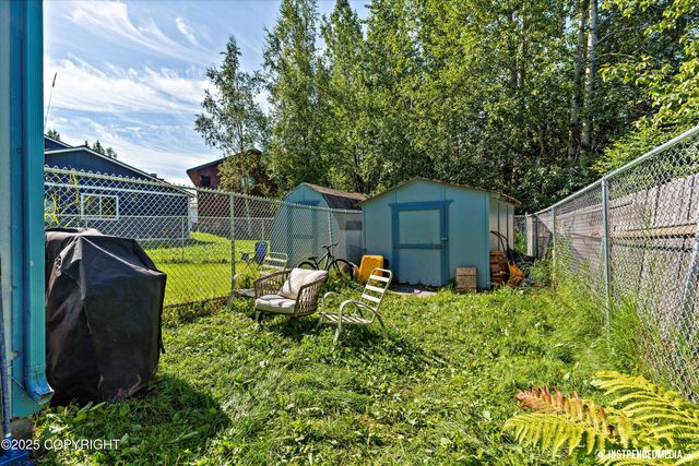 8510 Moss Court, Anchorage, AK 99504