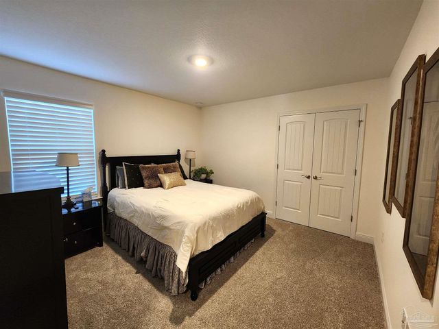 5902 Creek Side Cir, Pensacola, FL 32504