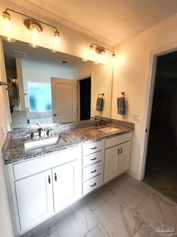 5902 Creek Side Cir, Pensacola, FL 32504