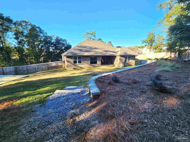 5902 Creek Side Cir, Pensacola, FL 32504