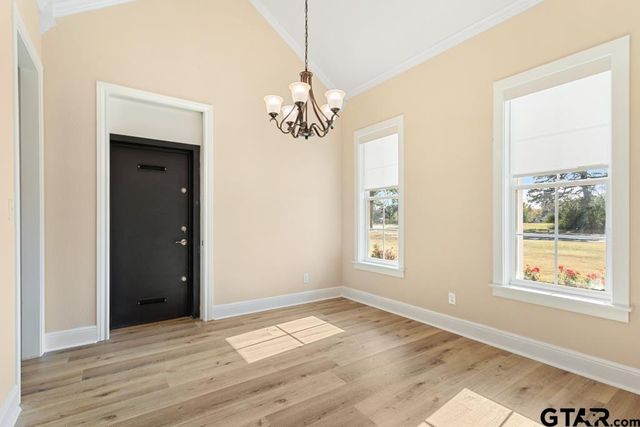 610 FM 2010, Chandler, TX 75758