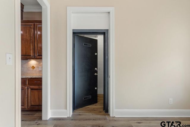 610 FM 2010, Chandler, TX 75758