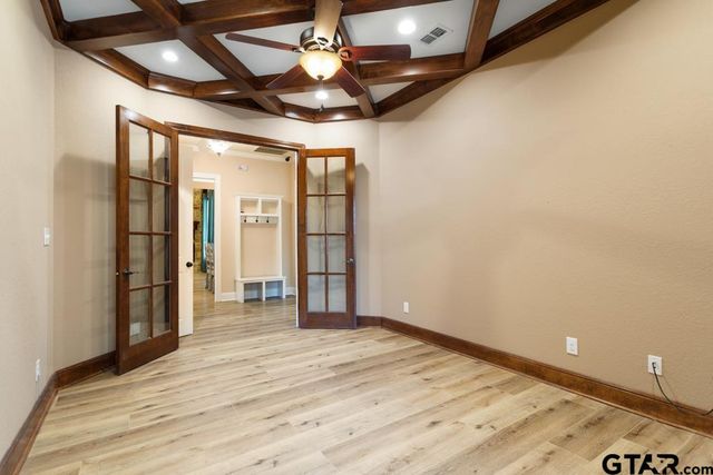 610 FM 2010, Chandler, TX 75758