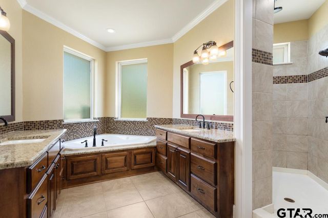 610 FM 2010, Chandler, TX 75758