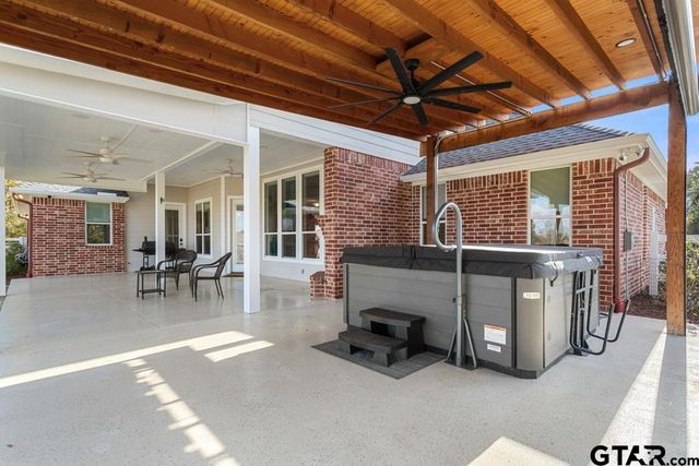 610 FM 2010, Chandler, TX 75758