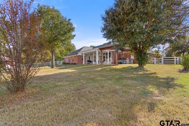 610 FM 2010, Chandler, TX 75758