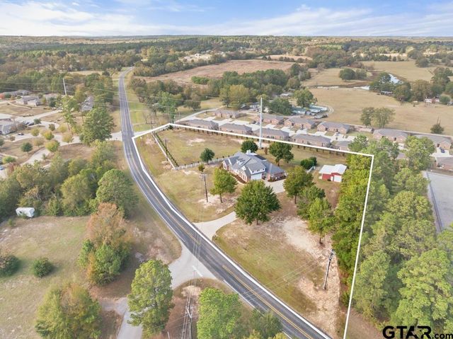 610 FM 2010, Chandler, TX 75758