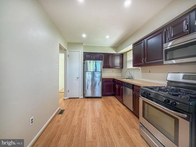 75 DAWSON RD, Langhorne, PA 19047