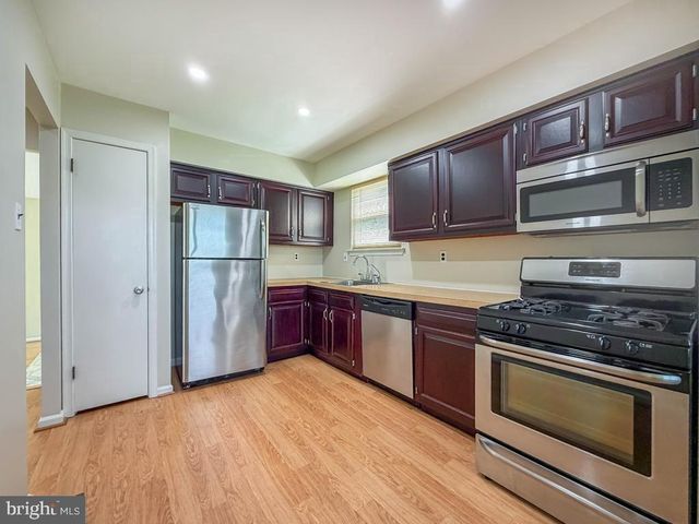 75 DAWSON RD, Langhorne, PA 19047