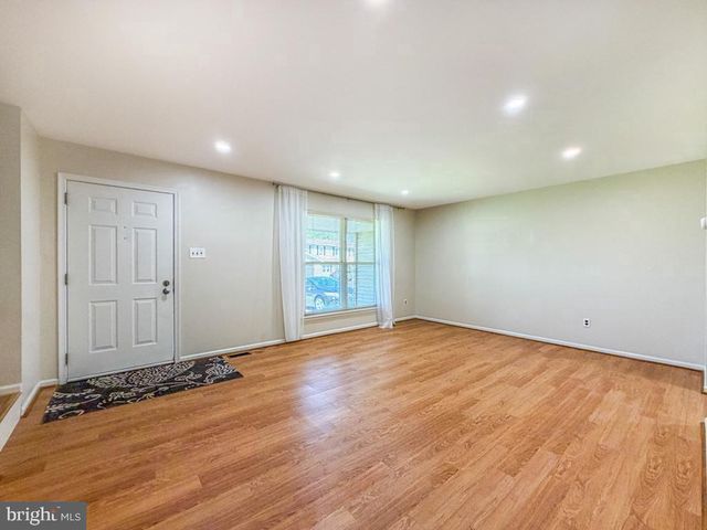 75 DAWSON RD, Langhorne, PA 19047