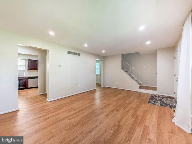75 DAWSON RD, Langhorne, PA 19047