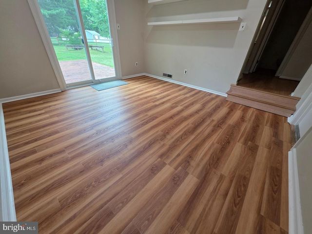 75 DAWSON RD, Langhorne, PA 19047