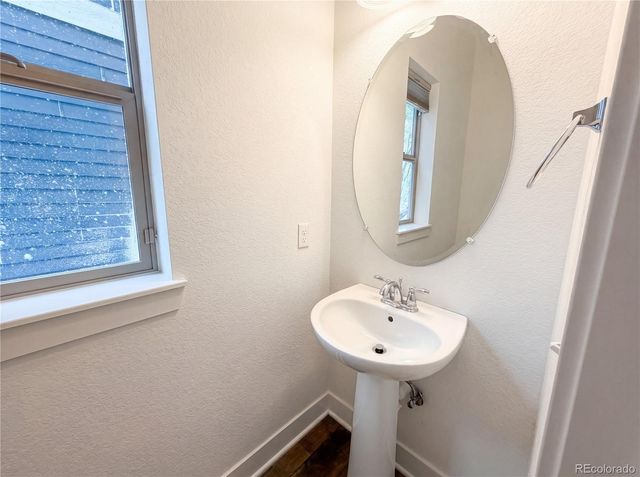 11466 E 27th Avenue, Denver, CO 80238