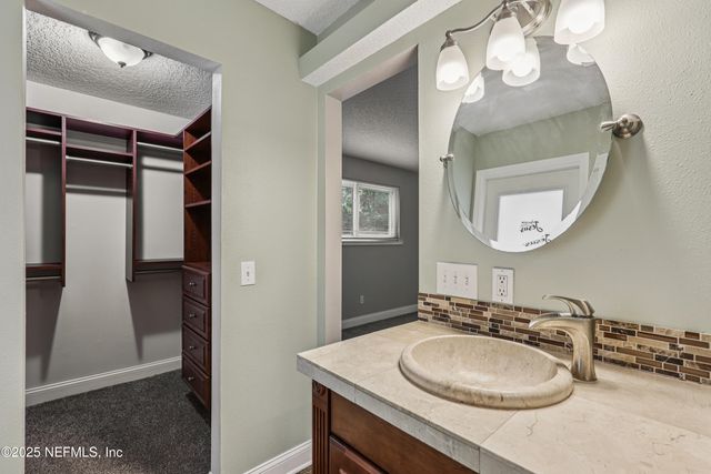 410 LUCYS Lane, Fleming Island, FL 32003