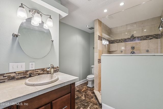 410 LUCYS Lane, Fleming Island, FL 32003