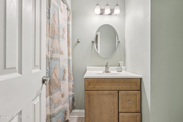 410 LUCYS Lane, Fleming Island, FL 32003