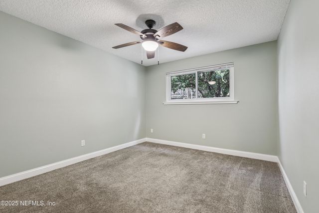 410 LUCYS Lane, Fleming Island, FL 32003