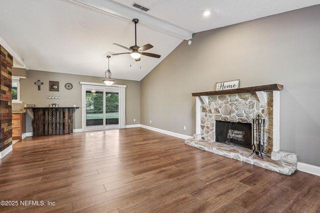 410 LUCYS Lane, Fleming Island, FL 32003