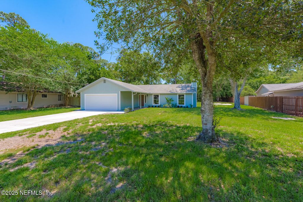 410 LUCYS Lane, Fleming Island, FL 32003