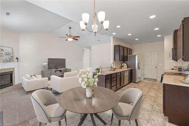 5122 Moseley Drive, Clemmons, NC 27012