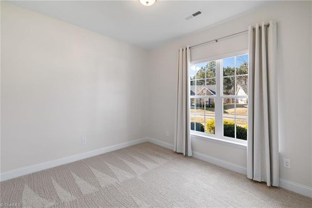 5122 Moseley Drive, Clemmons, NC 27012