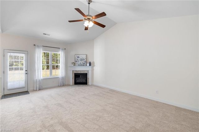 5122 Moseley Drive, Clemmons, NC 27012