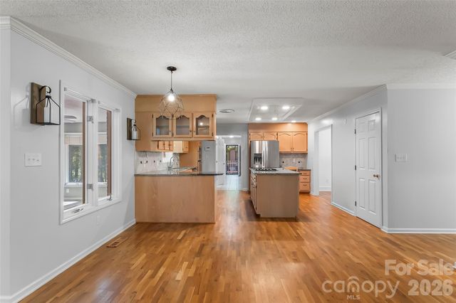 3735 Old Petra Mill Road, Granite Falls, NC 28630