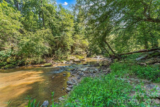 3735 Old Petra Mill Road, Granite Falls, NC 28630