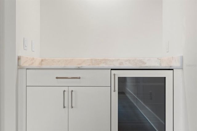 423 S ROYAL POINCIANA DRIVE, Tampa, FL 33609