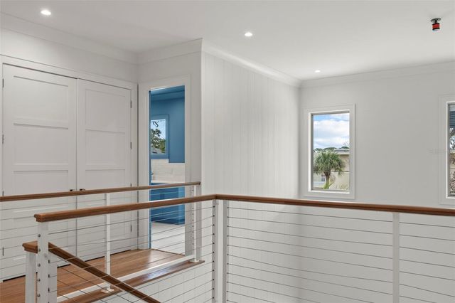 423 S ROYAL POINCIANA DRIVE, Tampa, FL 33609