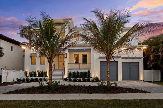 423 S ROYAL POINCIANA DRIVE, Tampa, FL 33609