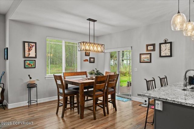 8603 E Dancing Lights Drive, Wasilla, AK 99645