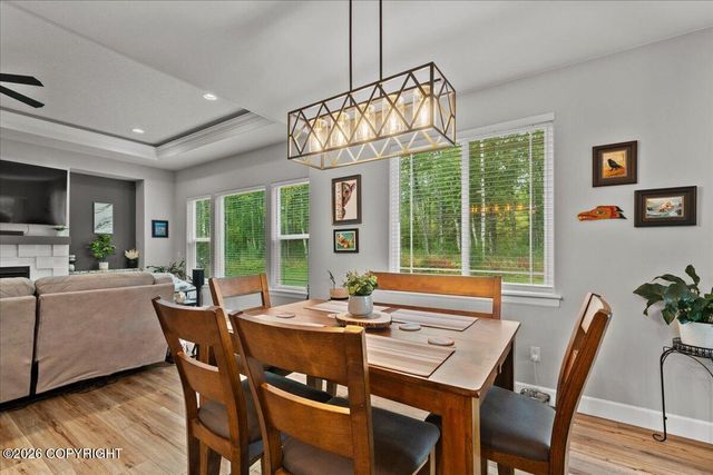 8603 E Dancing Lights Drive, Wasilla, AK 99645