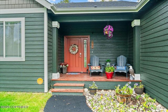 8603 E Dancing Lights Drive, Wasilla, AK 99645