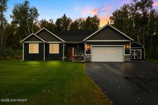 8603 E Dancing Lights Drive, Wasilla, AK 99645