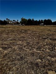 1 Clearview Drive, Apple Valley, CA 92308